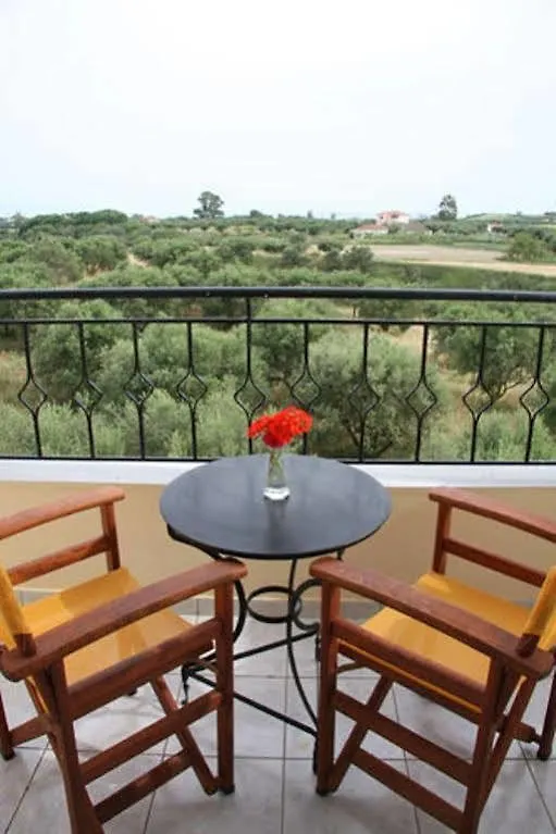 Nautilus Studios & Apartments Kefalonia Island 2*,  Greece