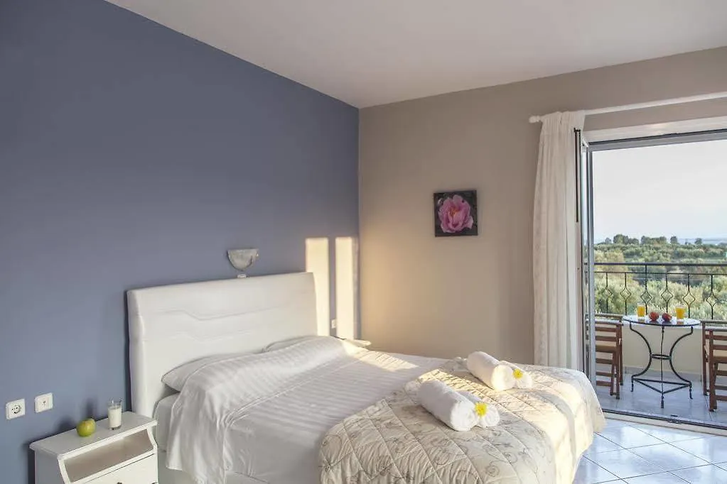 Nautilus Studios & Apartments Kefalonia Island 2*,  Greece